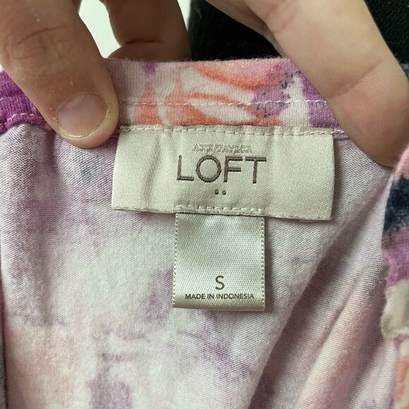 Ann Taylor Loft Floral Tank Top with Banded Bottom - Picture 4 of 5